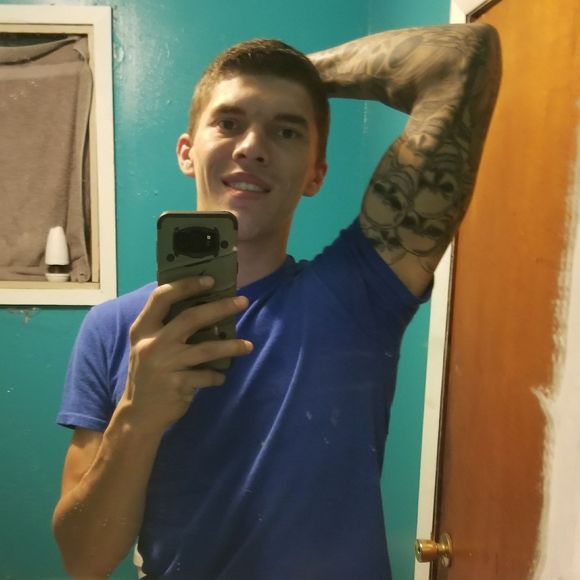 Meet your Posher, Chris - Picture 1 of 1